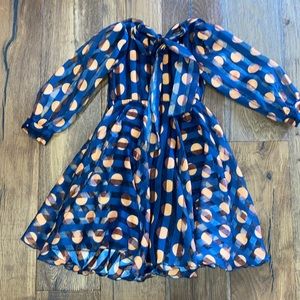 Mama luma swing dress age 5-6 years worn for Santa pics only